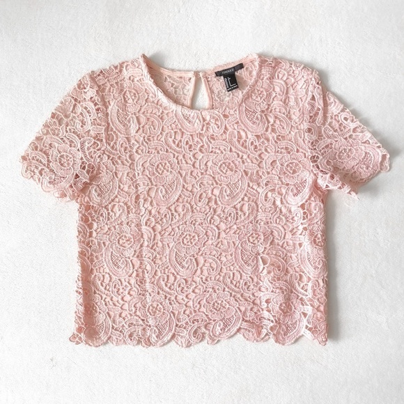 CROCHET Cropped Top - Picture 2 of 8